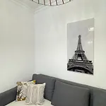 Charming Flat, Center Of Paris